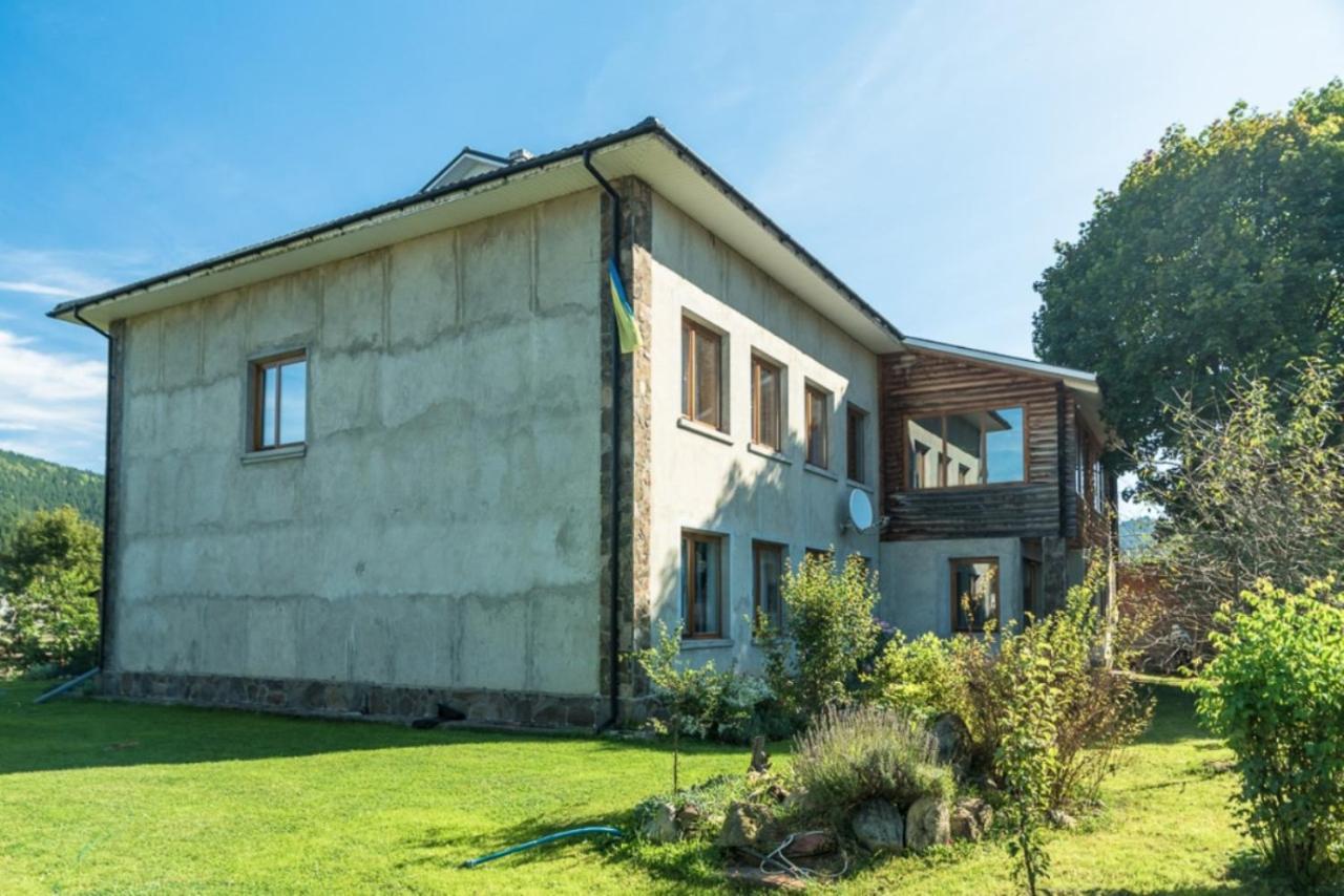 Старе Подвір'Я Verkhovyna Buitenkant foto