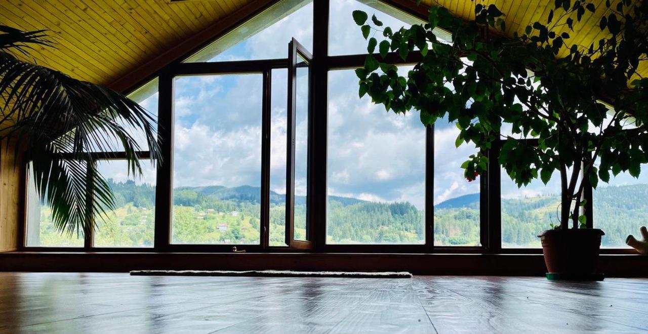 Старе Подвір'Я Verkhovyna Buitenkant foto